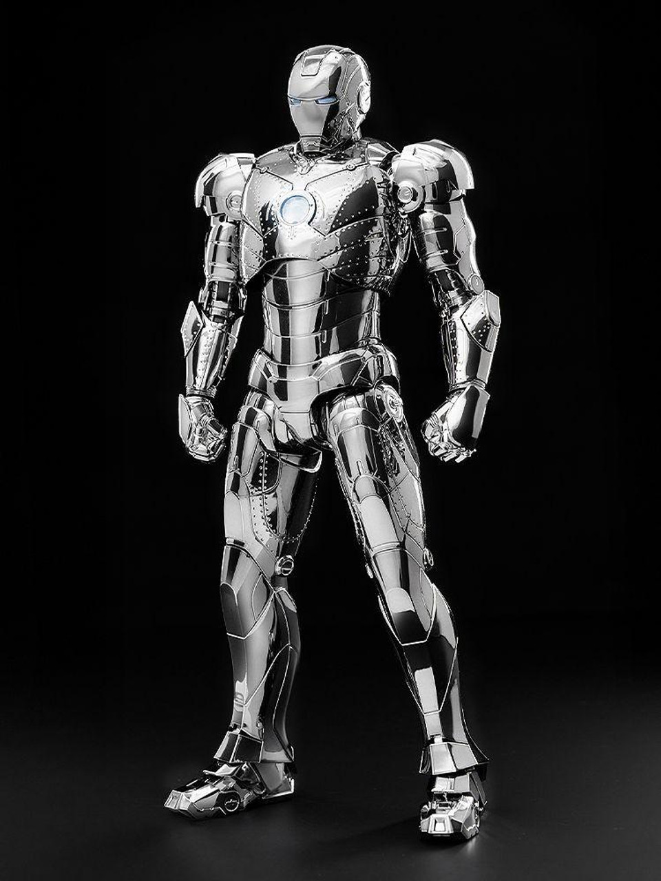 threezero DLX Iron Man Mark 2 Chrome Edition Figure 1 132500-threezero-dlx-iron-man-mark-2-chrome-edition-figure-2.jpg