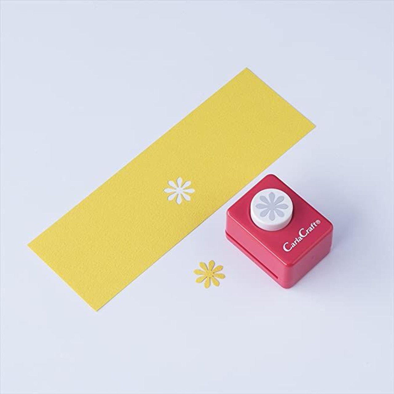 70895-craft-punch-small-daisy-1.jpg