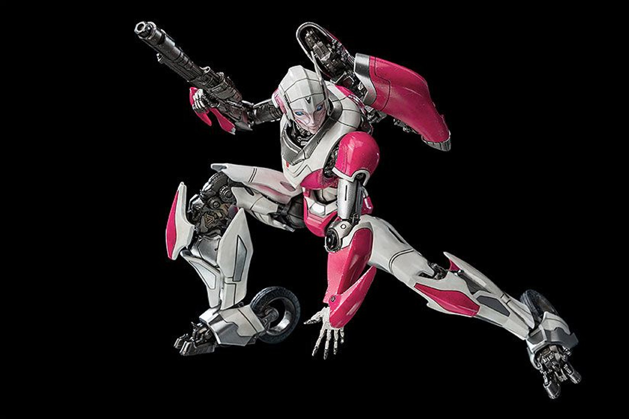 81267-threezero-dlx-arcee-figure-bumblebee–2.jpg